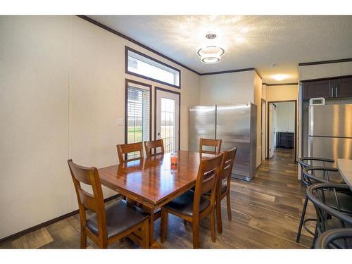 232069-Township Road 642, Rural Athabasca County, AB - Indoor Photo Showing Dining Room