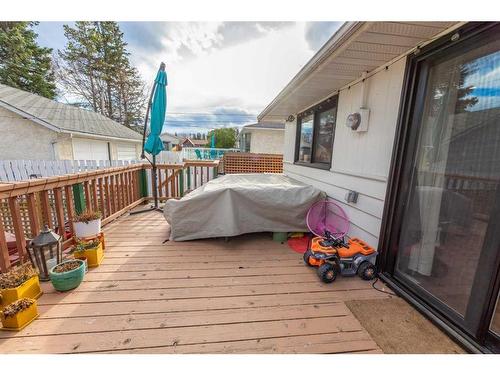 125 Douglas Drive, Hinton, AB - Outdoor With Exterior