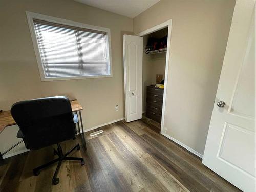 160 Sitar Crescent, Hinton, AB - Indoor Photo Showing Other Room