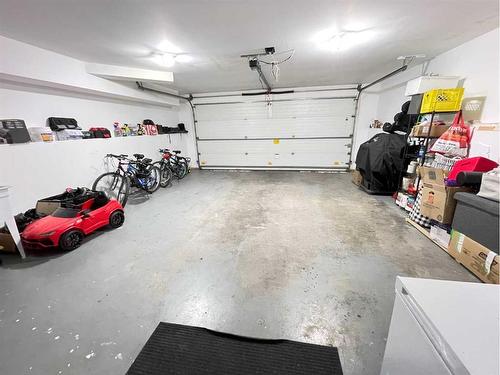 160 Sitar Crescent, Hinton, AB - Indoor Photo Showing Garage