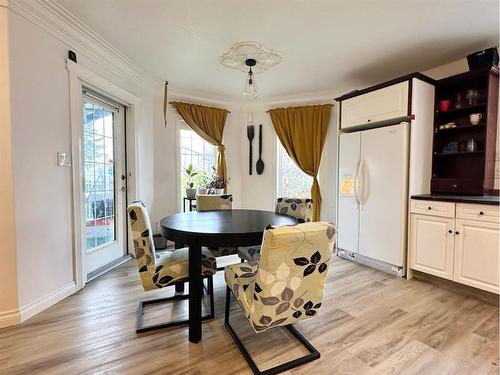 4722 44 Street, Mayerthorpe, AB - Indoor Photo Showing Dining Room