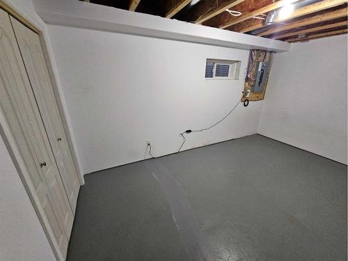 1-4034 18 Avenue, Edson, AB - Indoor Photo Showing Basement