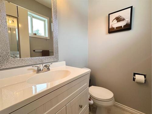 36 Trading Post Trail, Whitecourt, AB - Indoor Photo Showing Bathroom