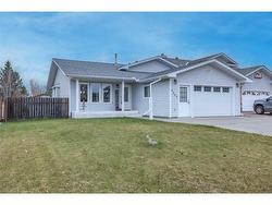 5237 16 Avenue  Edson, AB T7E 1H1