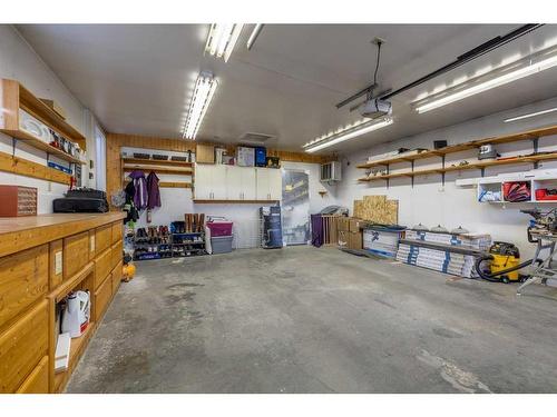 5237 16 Avenue, Edson, AB - Indoor Photo Showing Garage