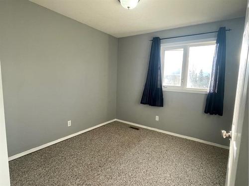 3-5010 41 Avenue, Athabasca, AB - Indoor Photo Showing Other Room