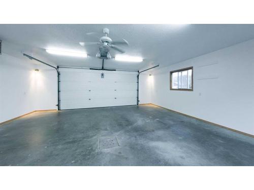 61 Kimzey Crossing, Whitecourt, AB - Indoor Photo Showing Garage