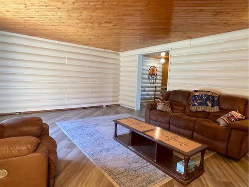 9-624014 Range Road 241, Rochester, AB - Indoor Photo Showing Living Room