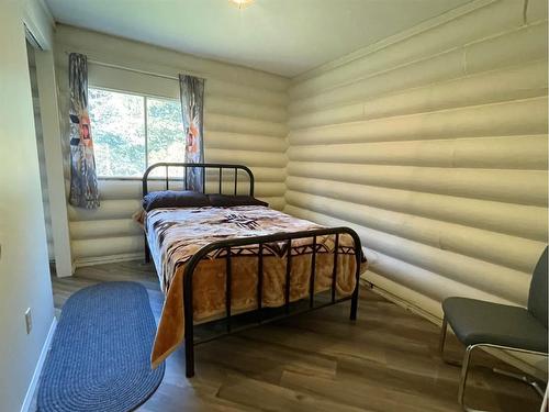 9-624014 Range Road 241, Rochester, AB - Indoor Photo Showing Bedroom