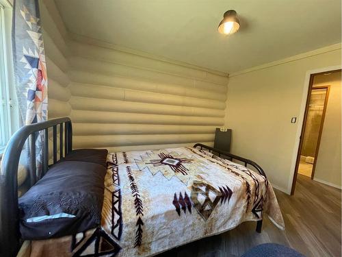 9-624014 Range Road 241, Rochester, AB - Indoor Photo Showing Bedroom