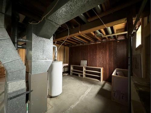 18009B Highway 16, Rural Yellowhead County, AB - Indoor Photo Showing Basement