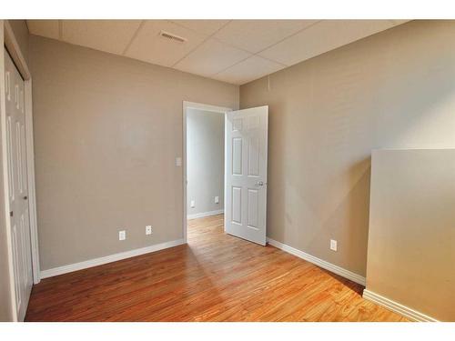 523 Boutin Avenue, Hinton, AB - Indoor Photo Showing Other Room