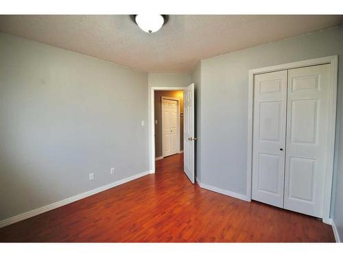 523 Boutin Avenue, Hinton, AB - Indoor Photo Showing Other Room