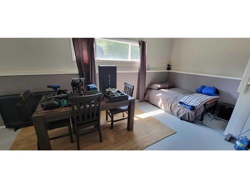 53504 Range Road 170, Rural Yellowhead County, AB - Indoor Photo Showing Bedroom