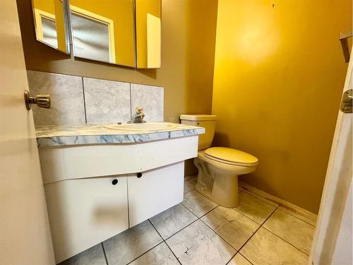 58 Baxter Crescent, Whitecourt, AB - Indoor Photo Showing Bathroom