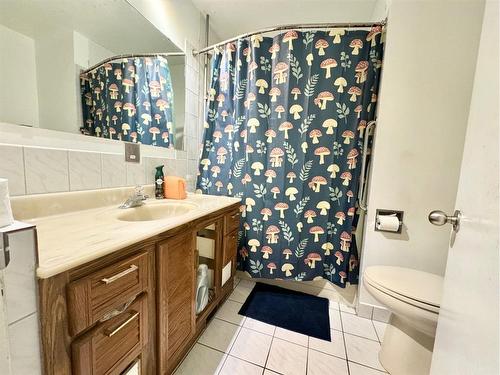 58 Baxter Crescent, Whitecourt, AB - Indoor Photo Showing Bathroom