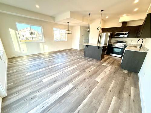 324A Boutin Avenue, Hinton, AB - Indoor Photo Showing Kitchen