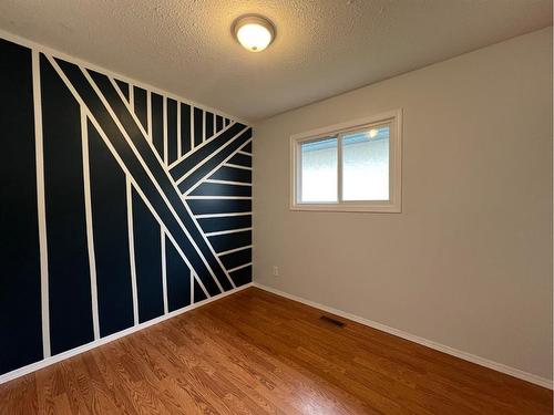 3605 55 Avenue, Whitecourt, AB - Indoor Photo Showing Other Room