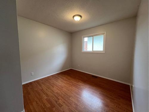 3605 55 Avenue, Whitecourt, AB - Indoor Photo Showing Other Room