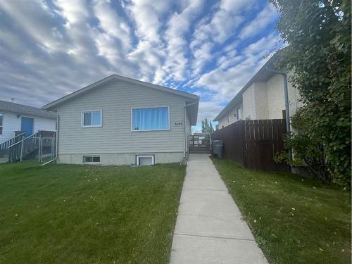 3605 55 Avenue, Whitecourt, AB - Outdoor