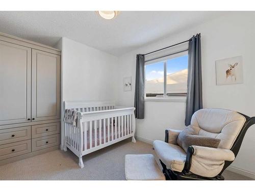 15 Park Point, Whitecourt, AB - Indoor Photo Showing Bedroom