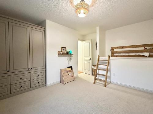 15 Park Point, Whitecourt, AB - Indoor Photo Showing Other Room