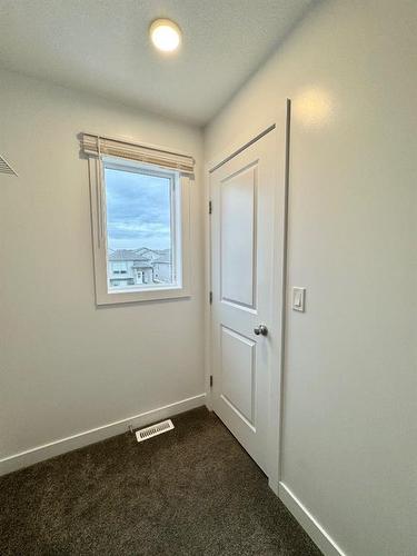 9511D 112 Street, Clairmont, AB - Indoor Photo Showing Other Room