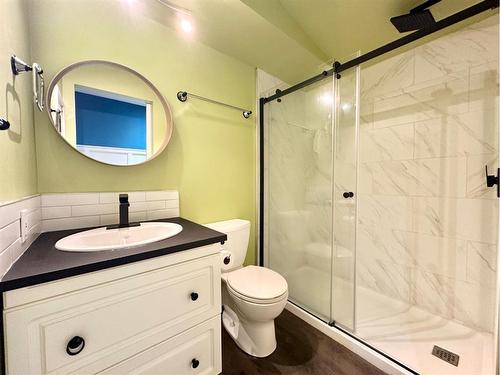 61 Park Drive, Whitecourt, AB - Indoor Photo Showing Bathroom