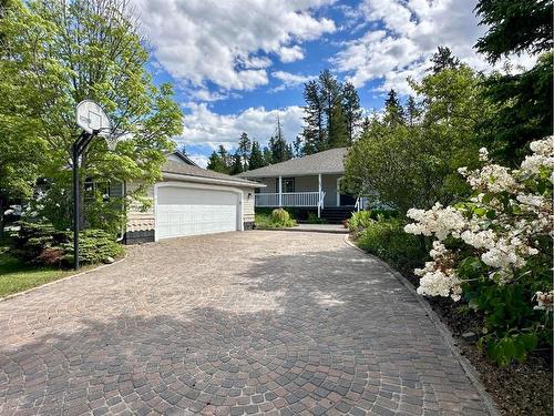 61 Park Drive, Whitecourt, AB - Outdoor