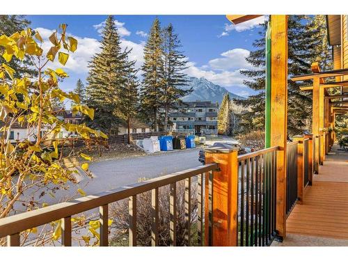 400-200 Rabbit Street, Banff, AB - Outdoor