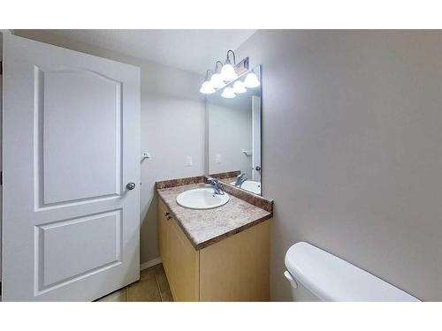 302-1615 41 Street, Edson, AB - Indoor Photo Showing Bathroom