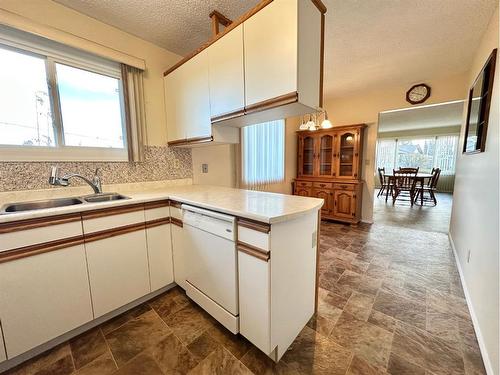 34 Windfall Drive, Whitecourt, AB - Indoor Photo Showing Kitchen With Double Sink