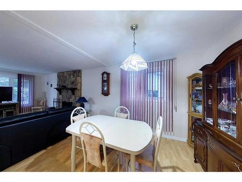 5908 9 Avenue, Edson, AB - Indoor Photo Showing Dining Room