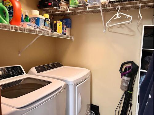 122 Wilson Avenue, Hinton, AB - Indoor Photo Showing Laundry Room