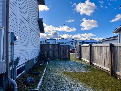 122 Wilson Avenue, Hinton, AB - Outdoor