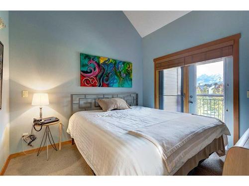 222-107 Armstrong Place, Canmore, AB - Indoor Photo Showing Bedroom