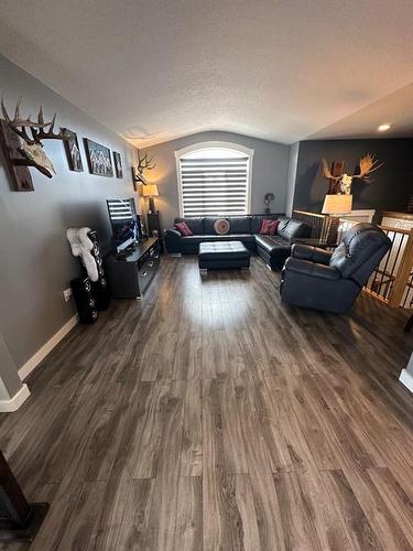 51 Kreiner Crescent, Whitecourt, AB - Indoor Photo Showing Living Room