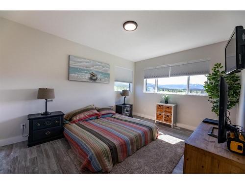 516B Seabolt Estates, Rural Yellowhead County, AB - Indoor Photo Showing Bedroom