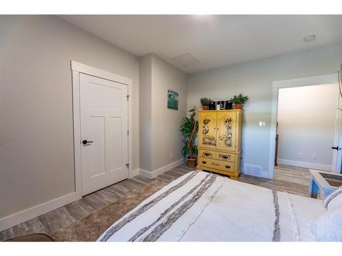 516B Seabolt Estates, Rural Yellowhead County, AB - Indoor Photo Showing Bedroom