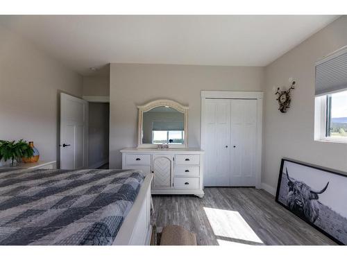 516B Seabolt Estates, Rural Yellowhead County, AB - Indoor Photo Showing Bedroom