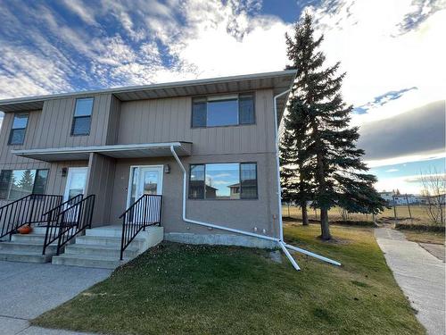 537-457 Collinge Road, Hinton, AB - Outdoor