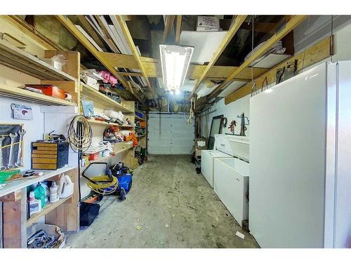 712 3 Avenue, Fox Creek, AB - Indoor Photo Showing Basement