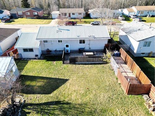 712 3 Avenue, Fox Creek, AB - Outdoor With Deck Patio Veranda