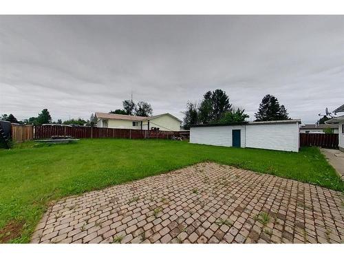 705 8 Street, Fox Creek, AB - Outdoor With Backyard