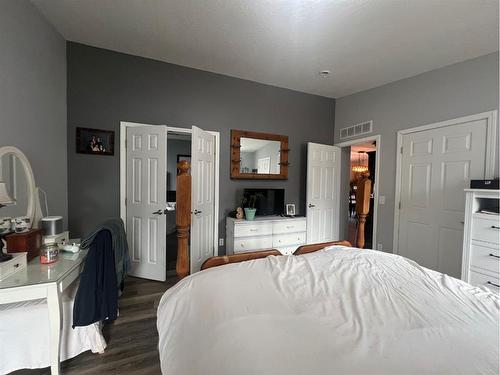 6, 592006 Range Road 121 Range, Rural Woodlands County, AB - Indoor Photo Showing Bedroom