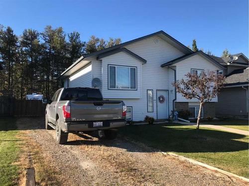 604 10 Avenue, Fox Creek, AB - Outdoor