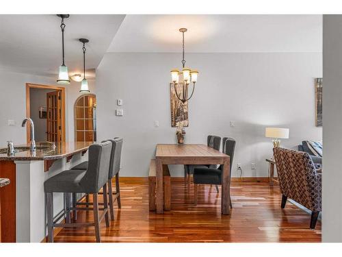 309-701 Benchlands Trail, Canmore, AB - Indoor Photo Showing Dining Room