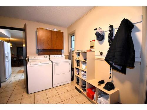 105 Mcpherson Square Square, Hinton, AB - Indoor Photo Showing Laundry Room