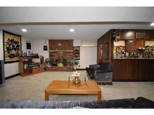 105 Mcpherson Square Square, Hinton, AB - Indoor