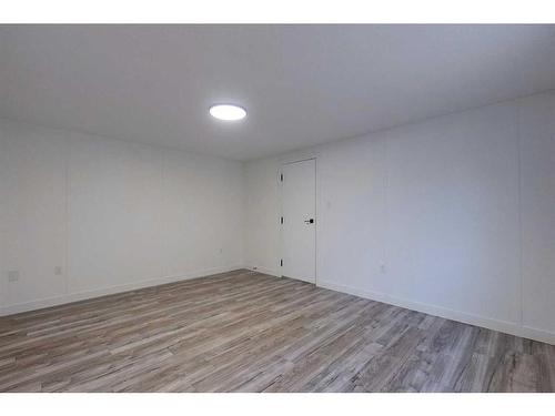 309 5 Street Nw, Slave Lake, AB - Indoor Photo Showing Other Room